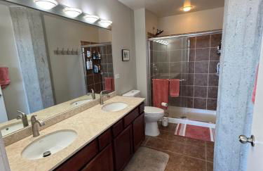 World Cup Luxury Loft -Steps to Fan Fest - Heart of KC Crossroads - 30 Night Min - Foto 15