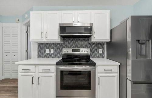 Blue & Red Neptune by Nautical Properties Vacation Rentals - Foto 42