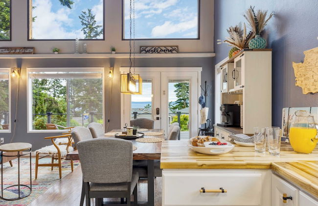 Polnell Point Lookout by Avantstay Water Views, Hot Tub, Large Patio - Foto 14