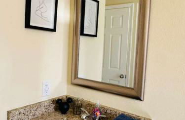 New Home Near Legoland and Disney Sleeps 12 - Foto 62