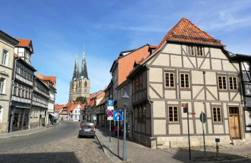 Ferienhaus -direkt--Kaisereinsde - traditionelles Lehmbauhaus Parken gratis - Foto 32