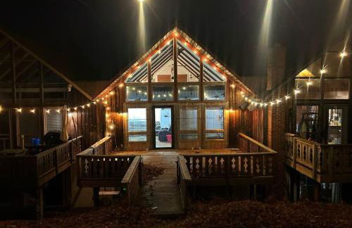 Cozy Indian Lake Chalet on Golf Course with Arcade/Gameroom - Foto 32