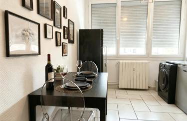 Large modern 2 bedrooms, bright & cozy hypercentre - Photo 6