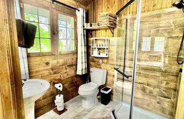 Tranquil Riverfront Cabin Retreat with Wildlife, Trails & Open Skies in Tahlequah, Oklahoma - Foto 51