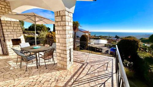 Villa Edith - stupenda villa con terrazzo vista mare e spiaggia inclusa - Foto 2