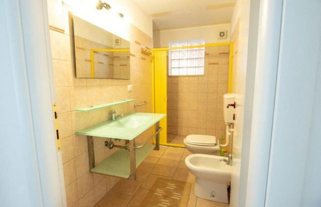 Snug Holiday Home in Castagneto Carducci near Thermal Bath - Foto 15