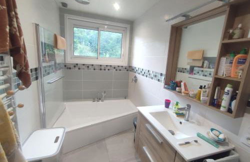 Maison dans la nature entre lacs et montagnes - Foto 11