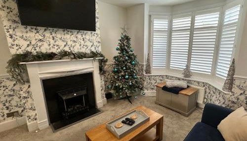 Escape to the Beach - Photo 3