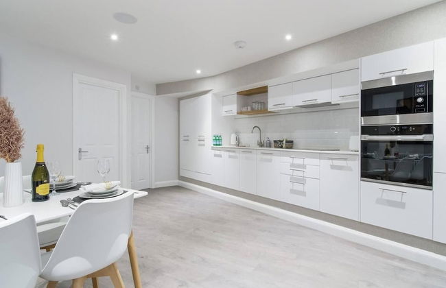 Livestay - 2 Bed Hollywood Movie Themed Apt - Foto 18