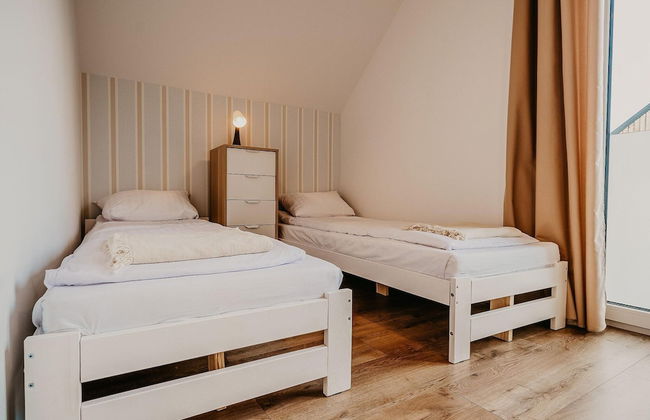 House in Nadole With Private Beach & Jacuzzi - Photo 2