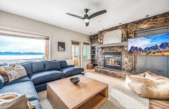 Vista at Big White Amazing Location View - Photo 1