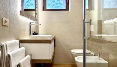 Casa Cinzia - YourLakeComoHome - Foto 4, Shower