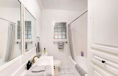 2 Mi to Dtwn Waco Home with Shared Yard! - Photo 18