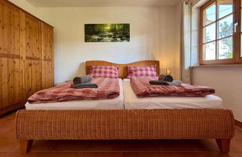 Holz-Ferienhaus Oberbrändi: Kachelofen, Sauna, WLAN, am Wald - Foto 47