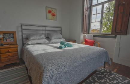 Large, converted farmhouse with pool - Foto 15