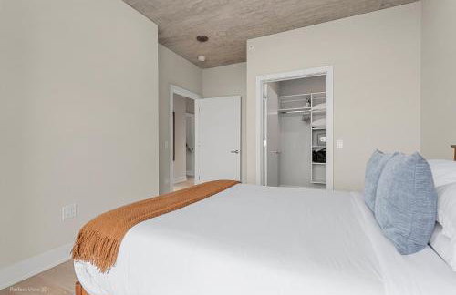 Sage Modern Apartments Near Union Park in West Loop - Photo 70