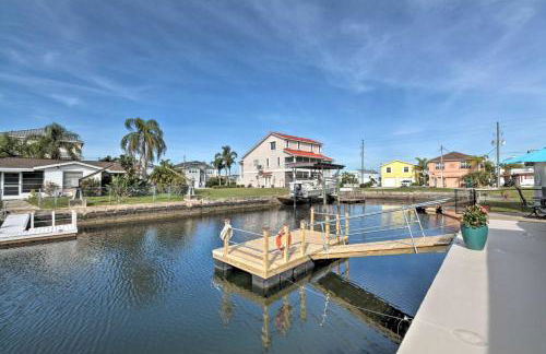 Canalfront Home with Dock and Access to Gulf of Mexico - Foto 22