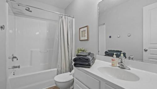 Peaceful, townhome in Hope Valley Farms - Foto 2
