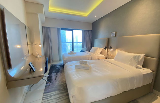 Lux BnB Paramount Tower I Burj Views - Photo 2