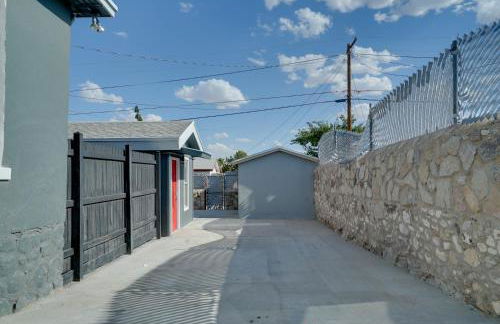 Charming and Quaint El Paso House with Backyard! - Foto 31