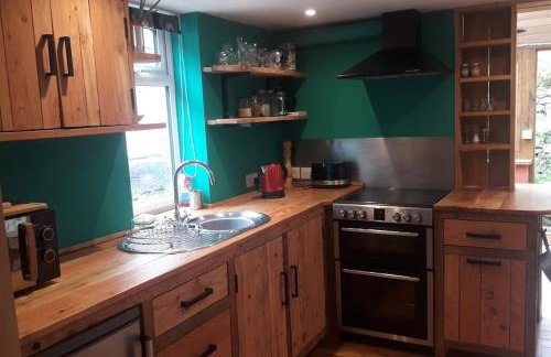 Bright cosy house, garden, central to town & beach - Foto 11