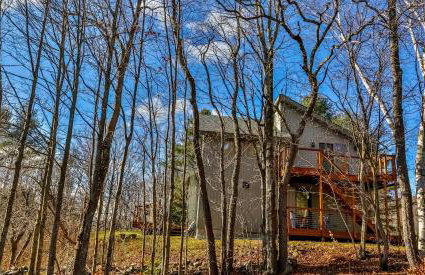 Mountain house w/ stunning views & gourmet kitchen - Foto 44