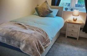 Three bedroom house in Culloden, Inverness - Photo 21