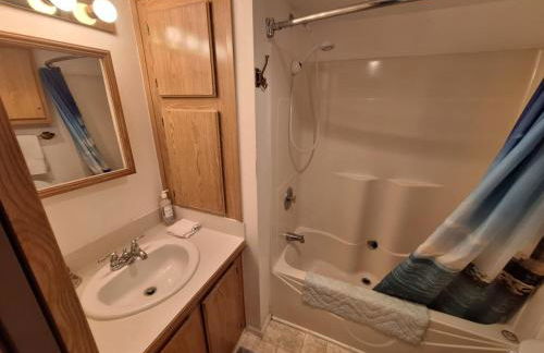 Luxurious Oceanfront Cabin 7 Getaway W Hot Tub - Foto 22