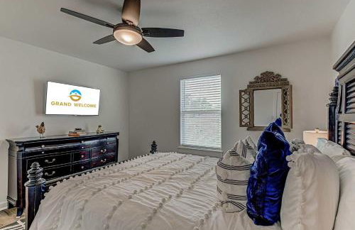 6BD Retreat for 14 with Fire Pit Patio & Lake Access - Foto 26