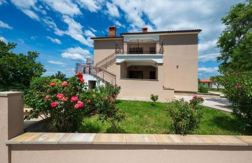 Beautiful Apartment In Labin - Photo 11