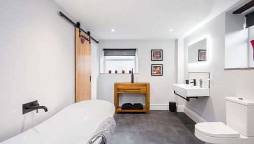 The Pool House - 4 En-suite Bedrooms - Wood Burner - Foto 5