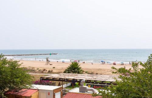 Isola Beachside Apartment - Foto 42