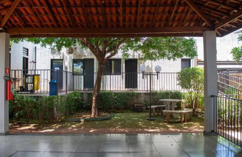 Apto com Piscina, Garagem e Ar Cond no Jardim Zara - Foto 32