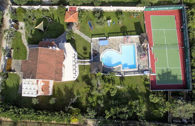 Villa Maxim with Private Pool & Tennis Court - Foto 18