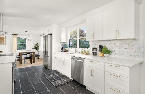 Beautiful 3 story villa with room for 17 people - outdoor POOL and indoor SAUNA - Foto 7