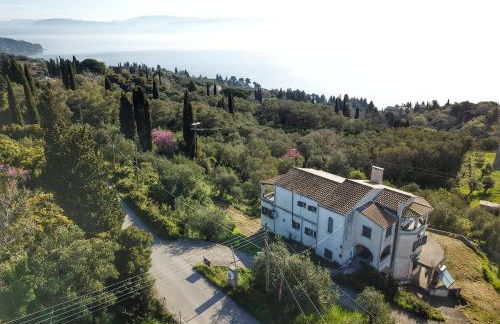 King size bed, Terra relaxa, Vista al mar, near Achilleio - Foto 16