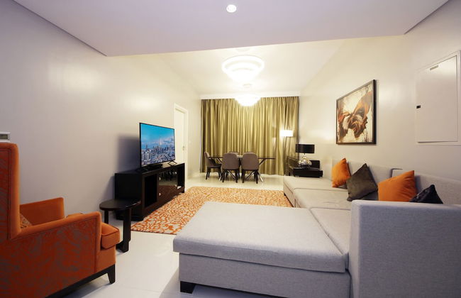 3 Bedroom Apartment in Artesia Tower B - Photo 10