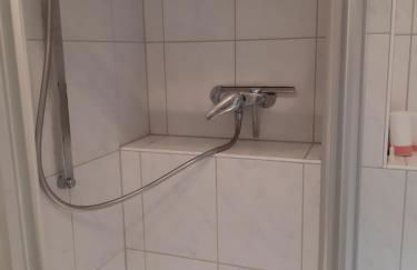 Standardzimmer nahe Messe und Airport - Foto 13