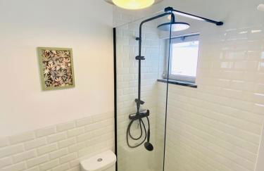 Bright modern 3 BR in Portimao downtown - Photo 14