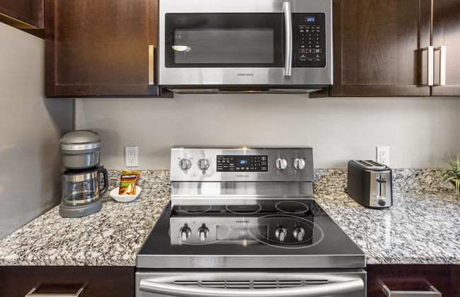 The Yellowstone Hideaway Unit B - Photo 12