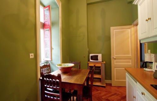 House in France with Pool and Views - Foto 21