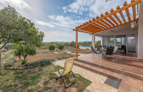 Awesome Home In Krkovic With Sauna - Photo 19