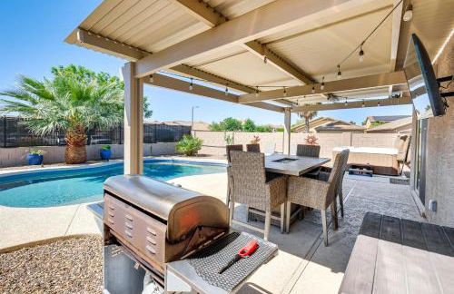 Backyard Oasis Updated San Tan Valley Escape - Foto 22
