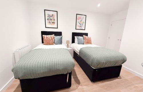 Spacious Modern 1 Bed Apartments in St Neots - Perfect for Contractors & Professionals - Free Parking - WiFi - Fully Equipped Kitchen - Smart TV Ideal for Work Stays and Long Projects - Foto 32