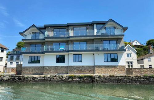 1 The Boatyard - Water fronted, town location & parking for 2 cars - Foto 2