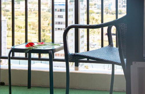 Mountain View Condo with King or Queen Bed and Parking - Photo 108