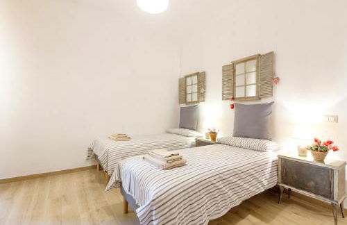 La Romàntìca al Colosseo - Photo 15