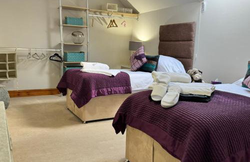 WestLaigh Central Scotland with outdoor BBQ Hut, pets welcome - Foto 47