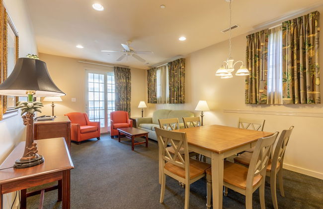 Ebb Tide Suites - Photo 16