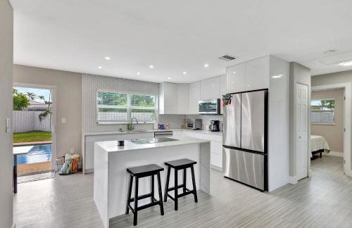 Sunshine Villa - with Private Pool - Foto 9